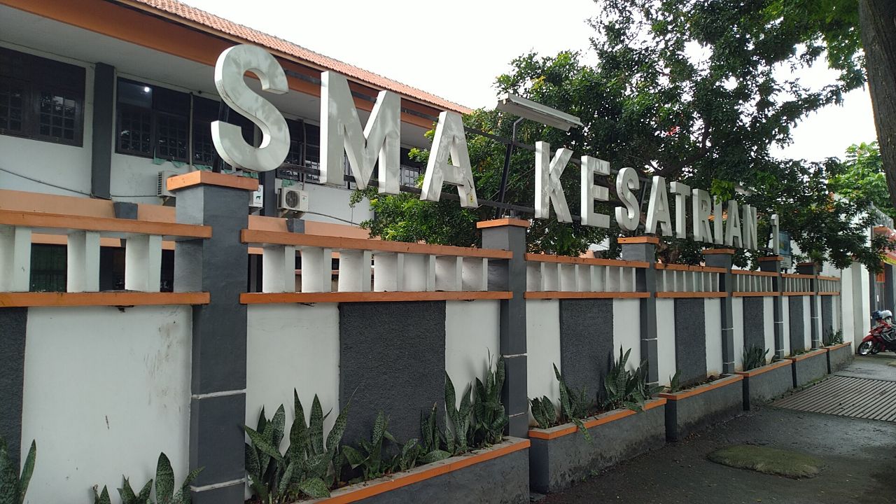 SMA Kesatrian 1 Semarang